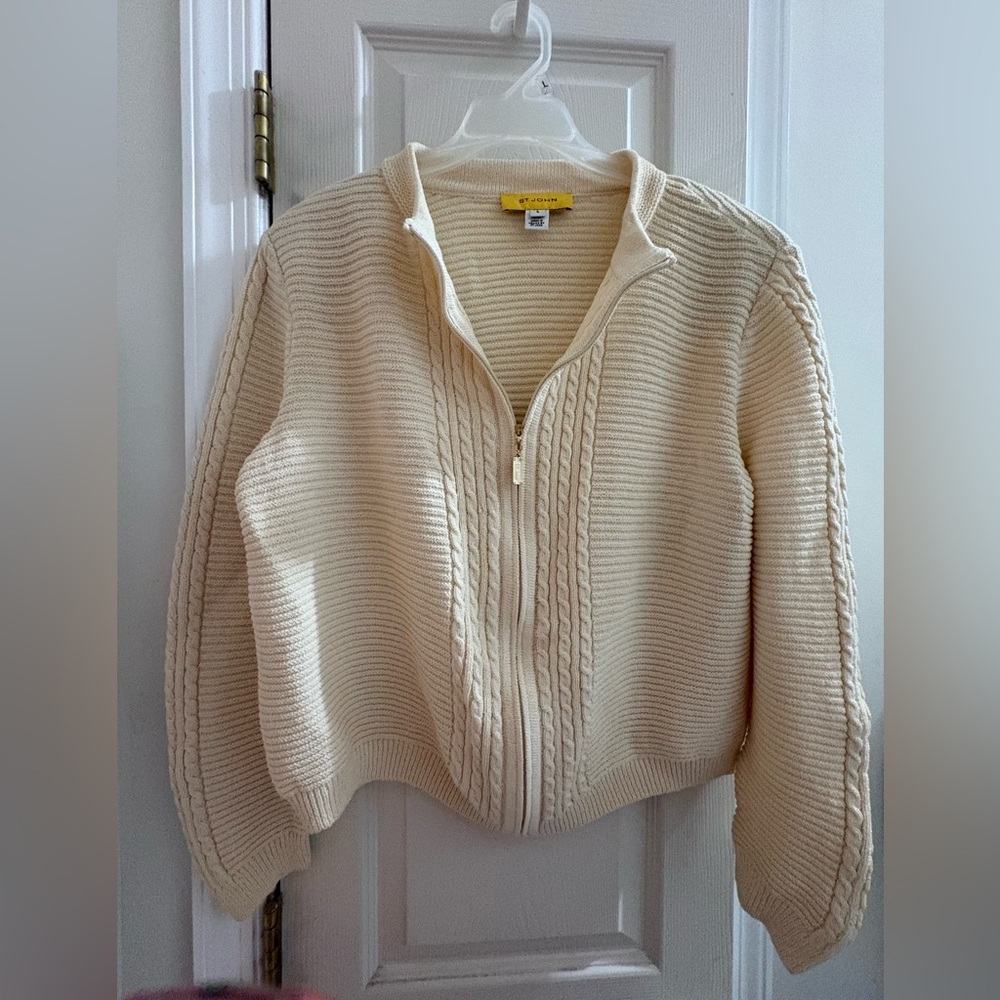St. John Ivory Textured Zip Cardigan in Cream Size Large